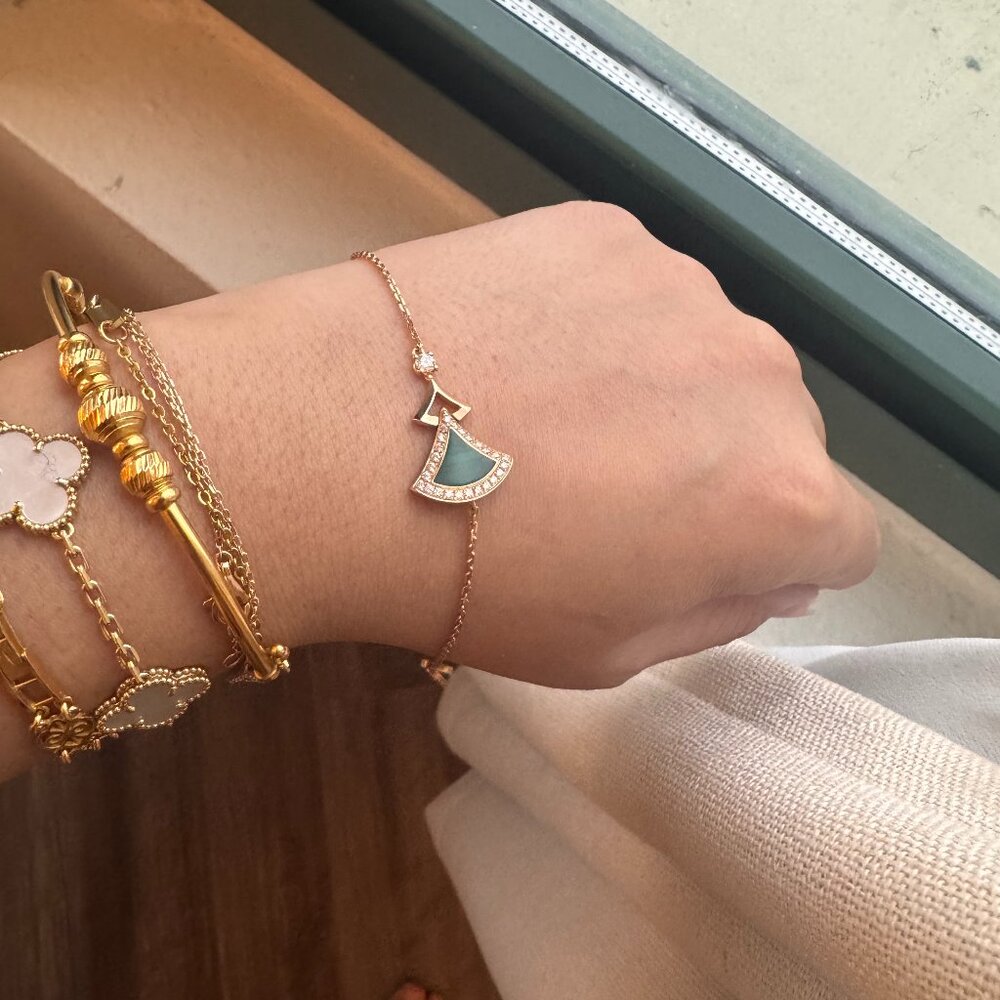 BULGARI DIVA DREAM BRACELET, Malachite , worn. <5 times and priced to sell